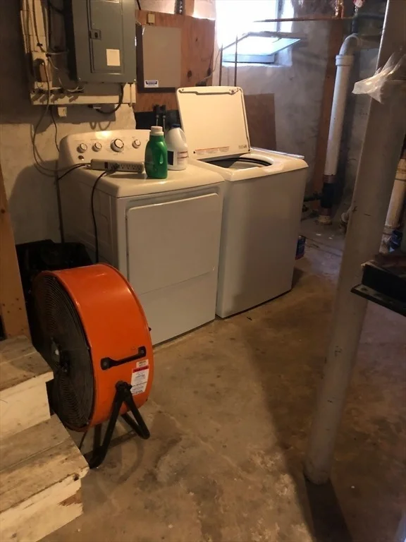 Photo of 250 May St