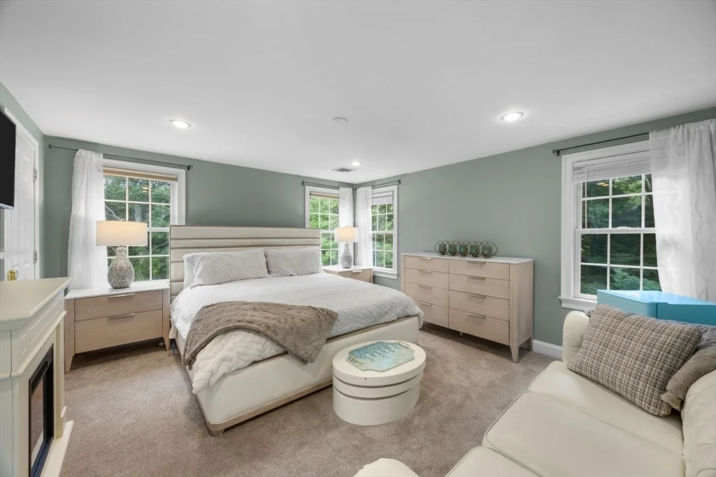 Photo of 10 Lawton Lane