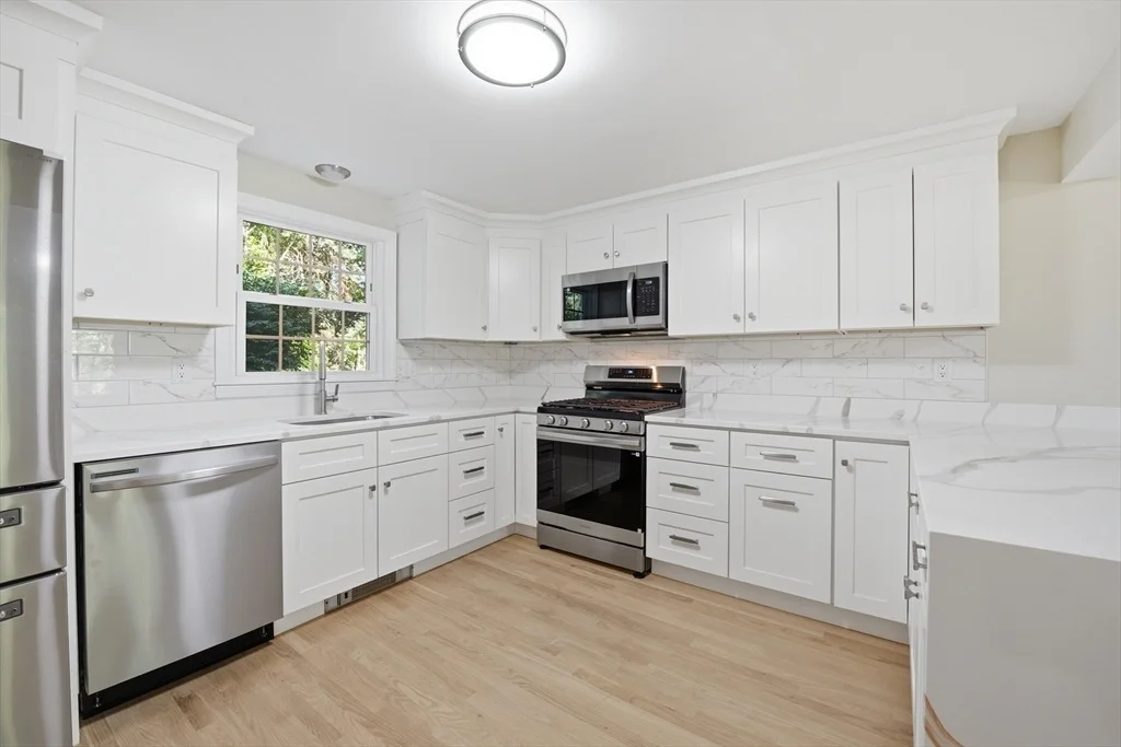 Photo of 3 Jonathan Ln