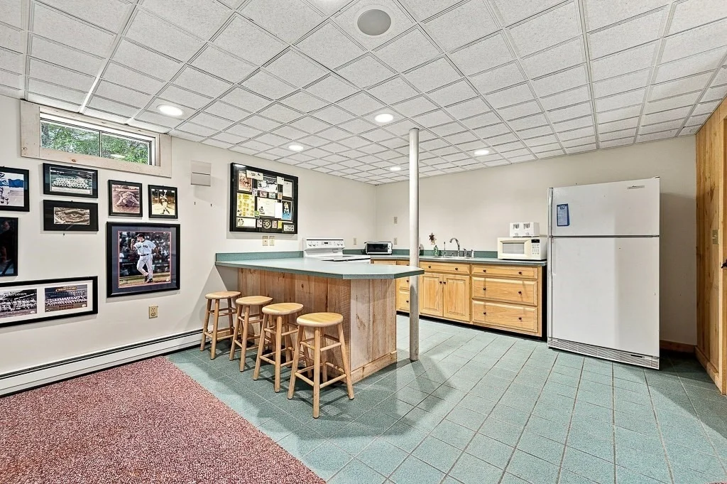 Photo of 176 Putnam Rd
