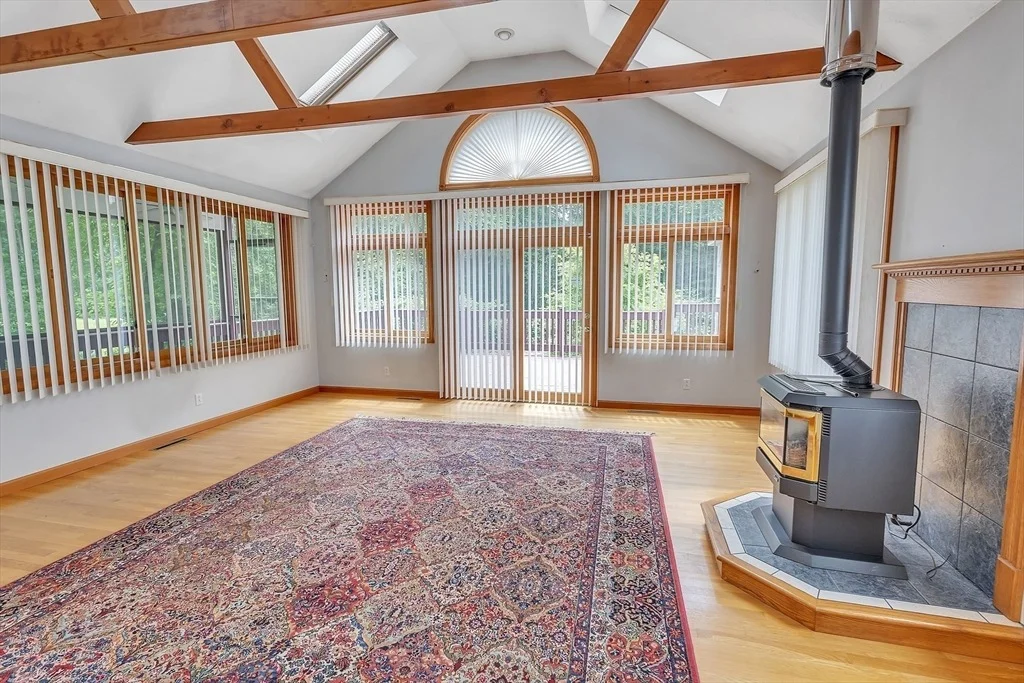 Photo of 37 Colonial Way