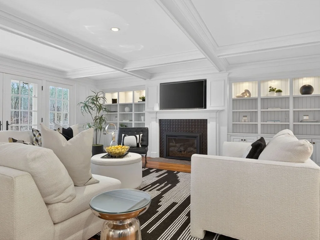 Photo of 12 Winding River Cir
