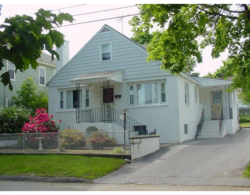 Photo of 44 Ancona Rd