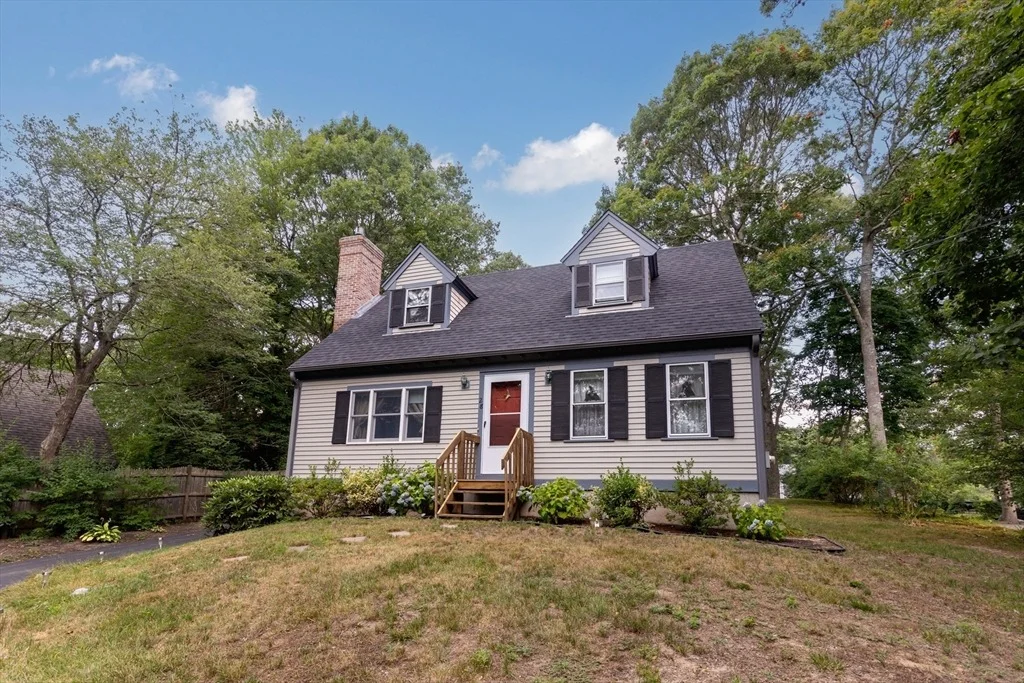 Photo of 28 Cranberry Ave