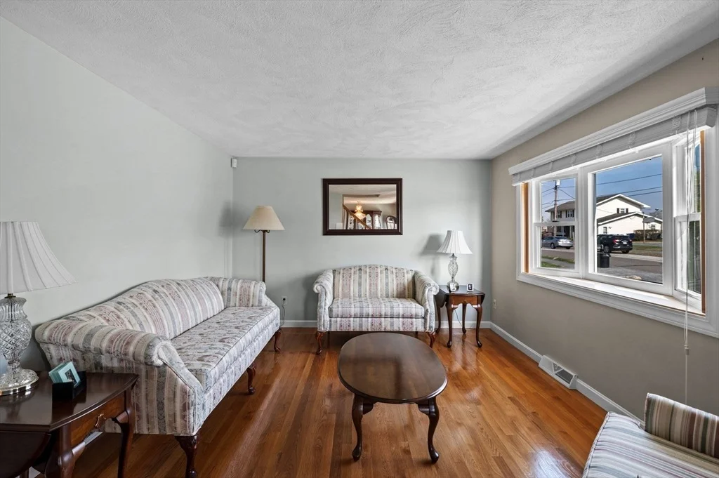 Photo of 12 Jacobs Ave