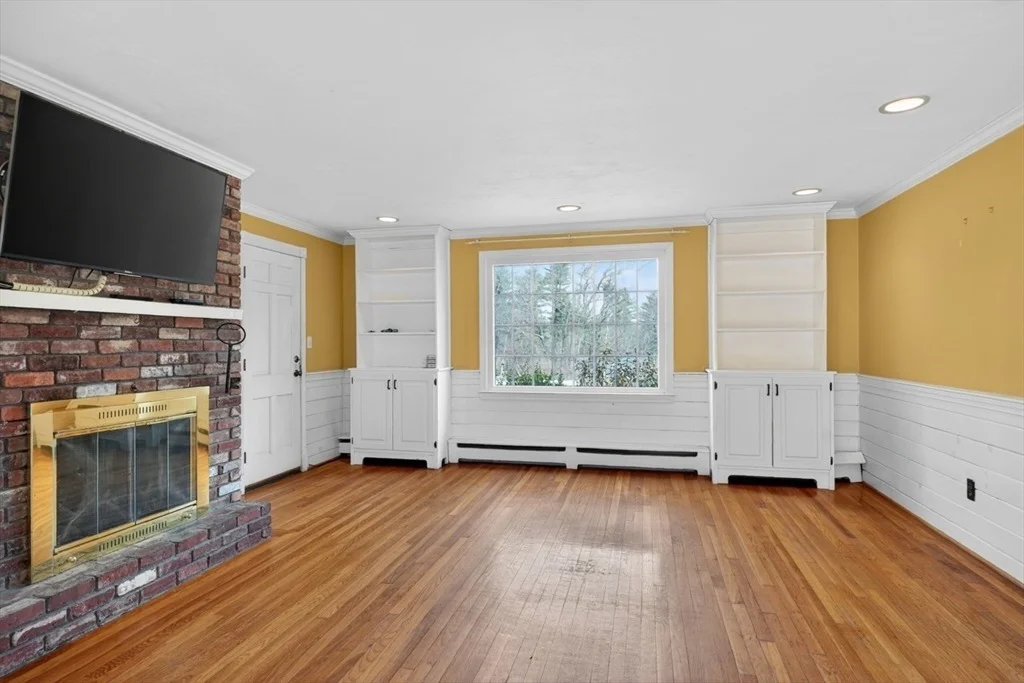Photo of 12 Patrick Dr