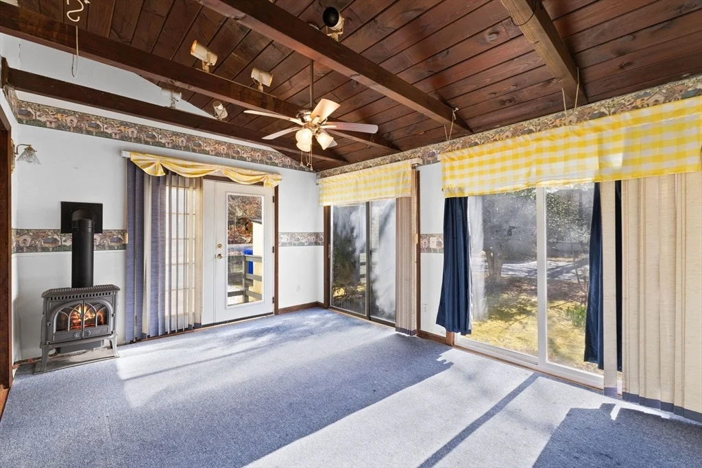 Photo of 14 Clay Pond Rd