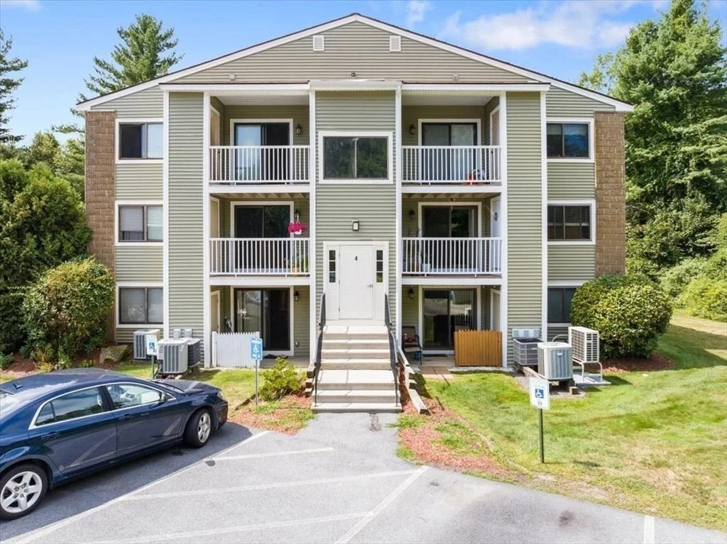 Photo of Unit 29 at 4 Bridgeview Circle