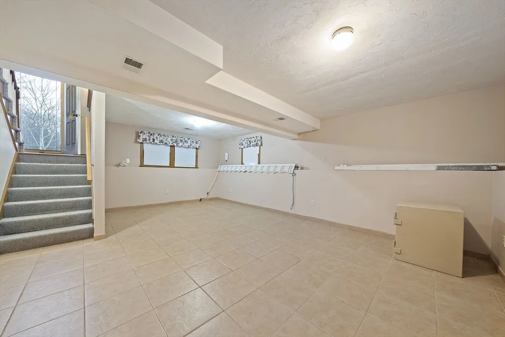 Photo of 4 Evan Cain Way