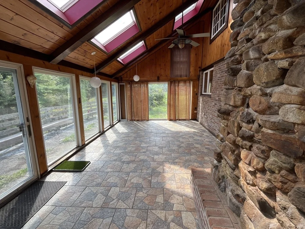 Photo of 30 Little Rest Rd