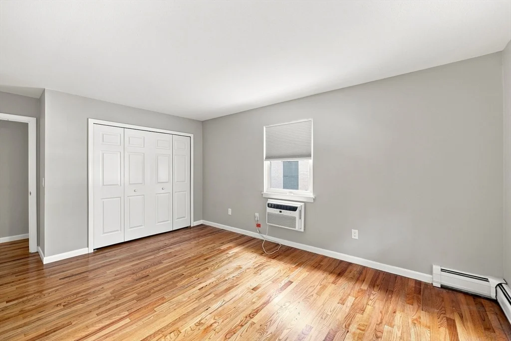 Photo of Unit C at 90 Colonial Cir
