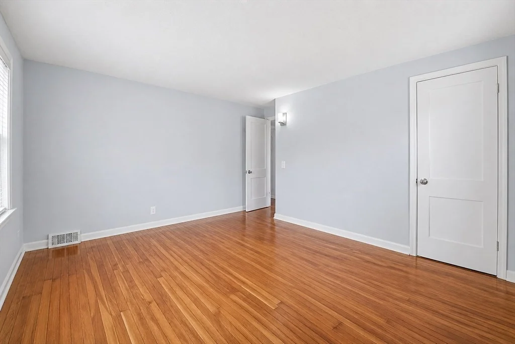 Photo of 54 Shaw Park Ave