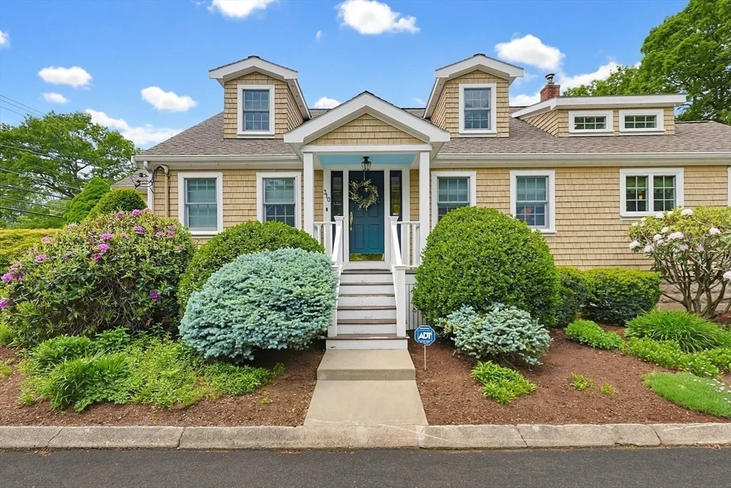 Photo of 310 Sumner St