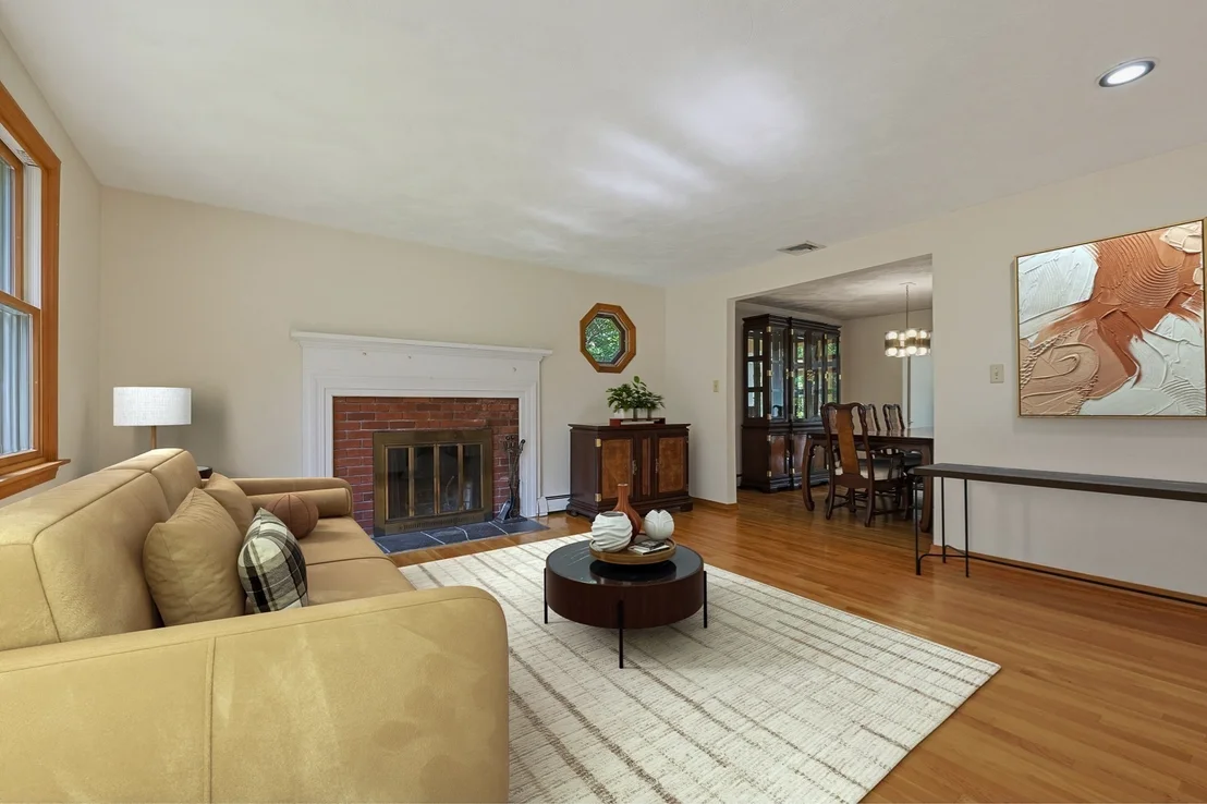 Photo of 109 Davis Road