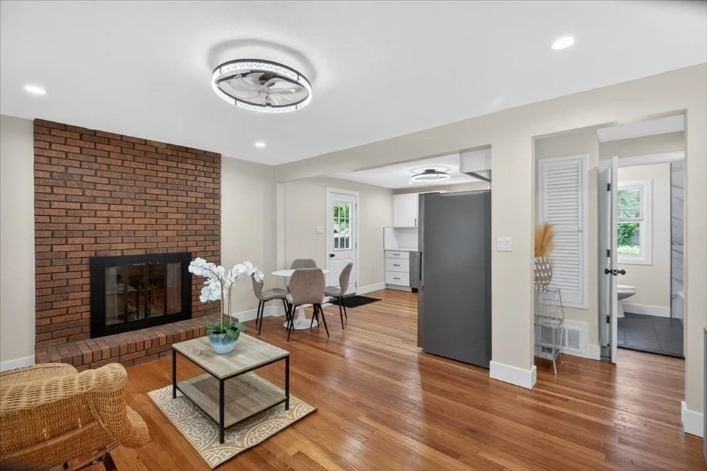 Photo of 163 Powell Avenue