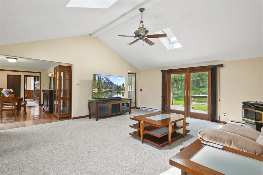 Photo of 4 Chestnut Drive