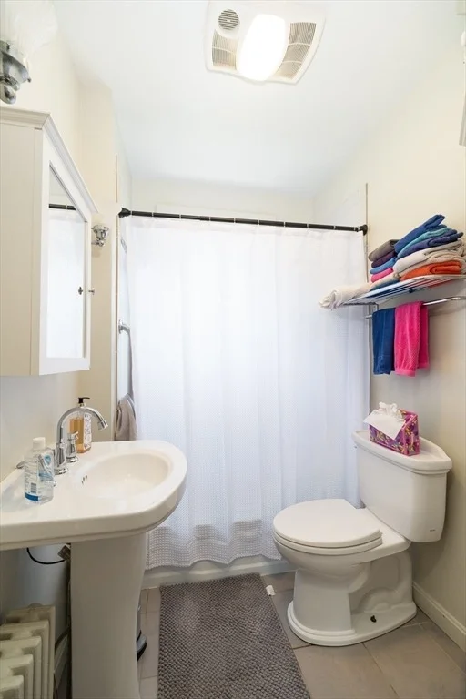 Photo of 32 Blynman Avenue