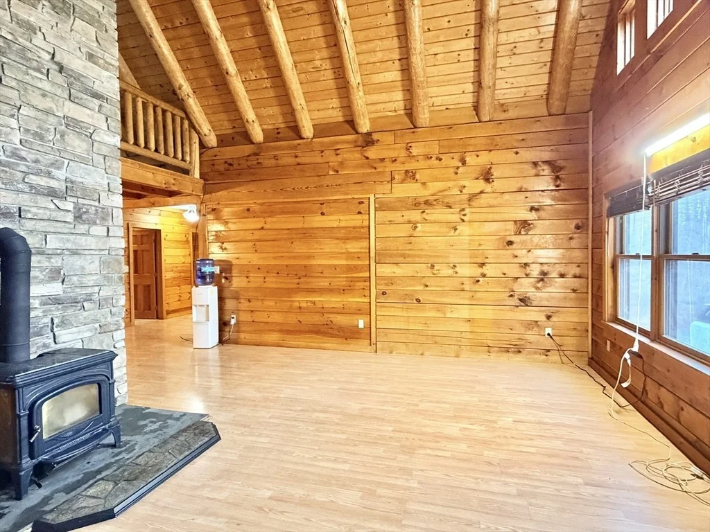 Photo of 1854 Greenwich Rd