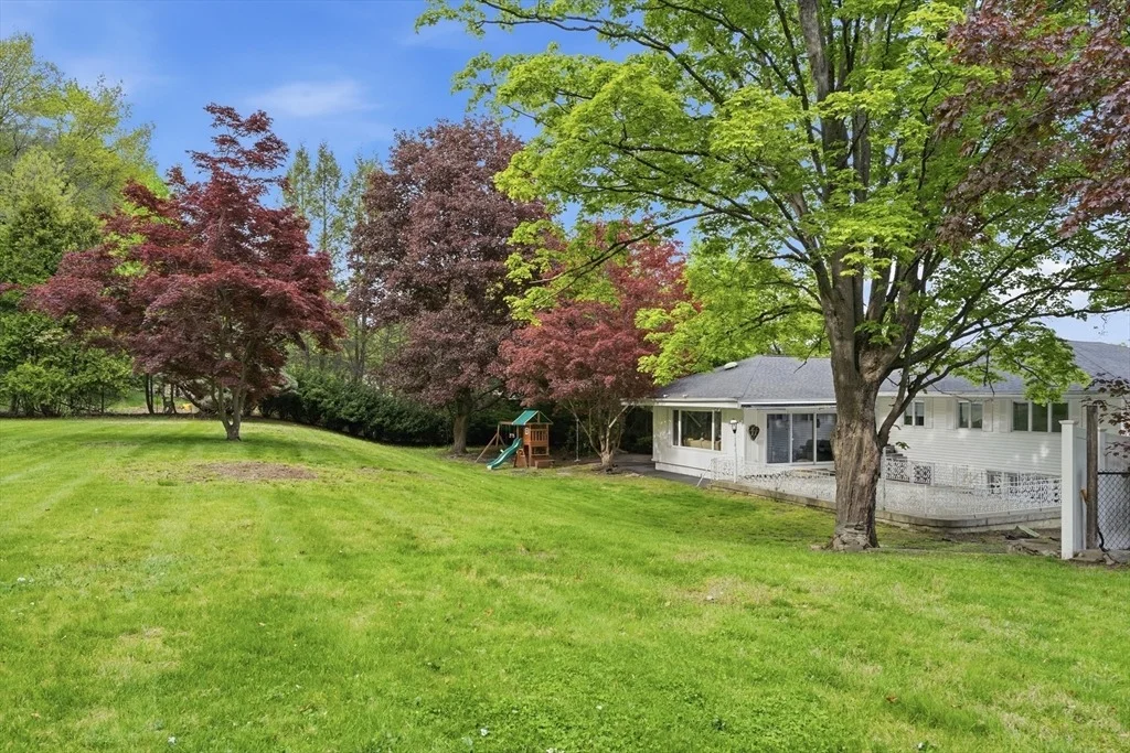 Photo of 1310 Mammoth Rd