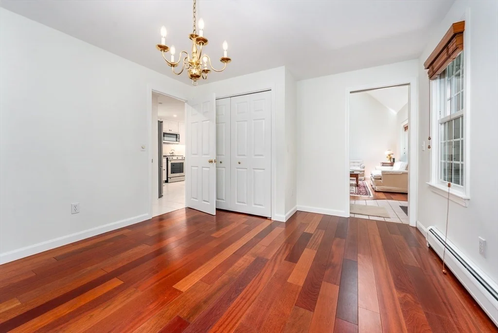 Photo of 21 Rainbow Dr