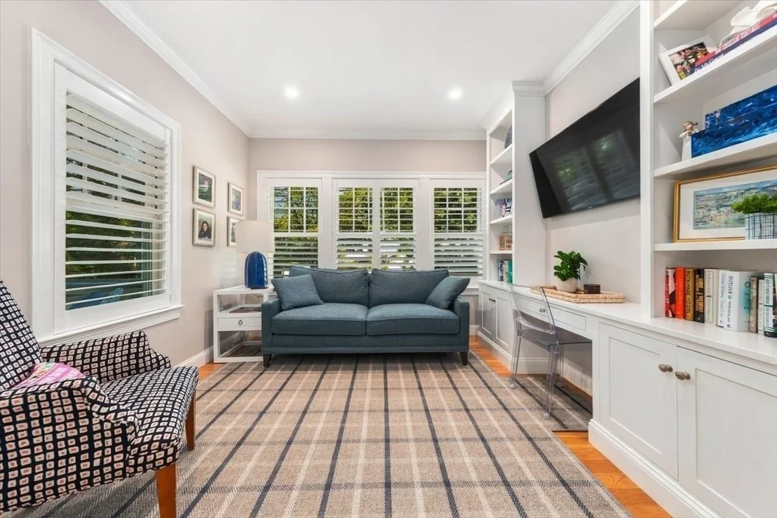 Photo of 16 Hayes Rd.