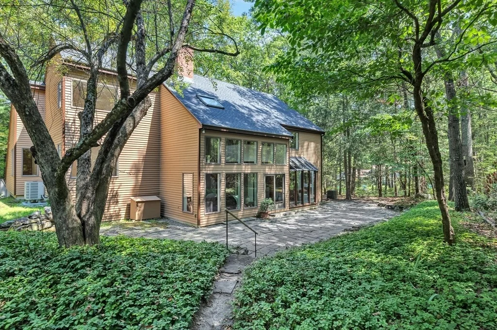 Photo of 95 Ann Lee Road