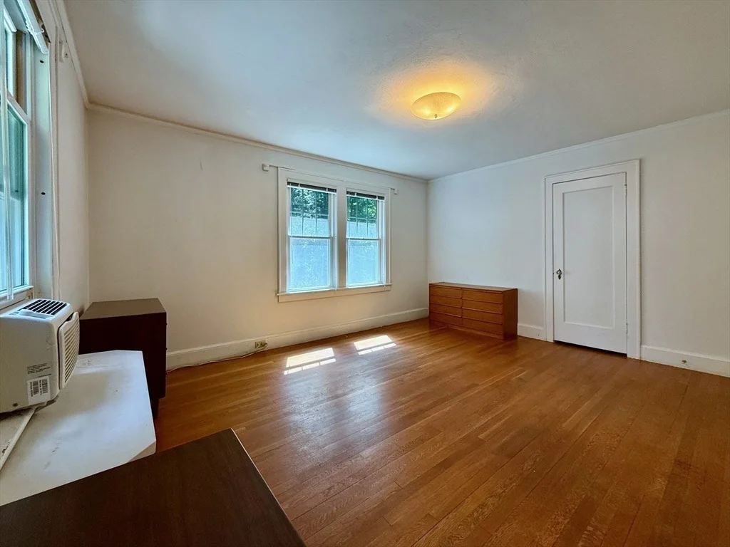 Photo of 39 Hillside Rd