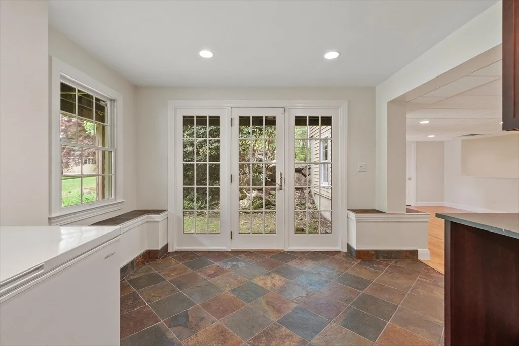 Photo of 156 Maple Street