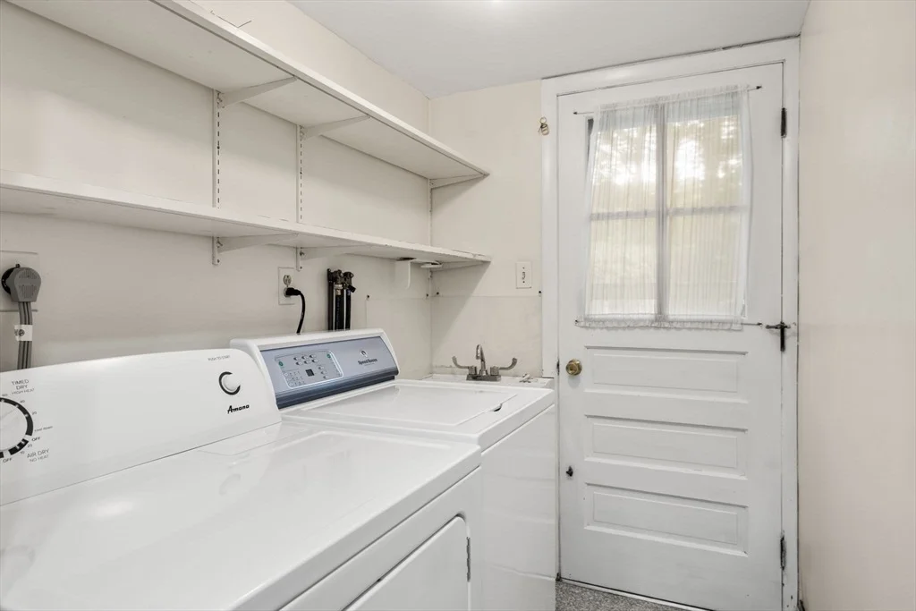 Photo of 97 Barton Dr