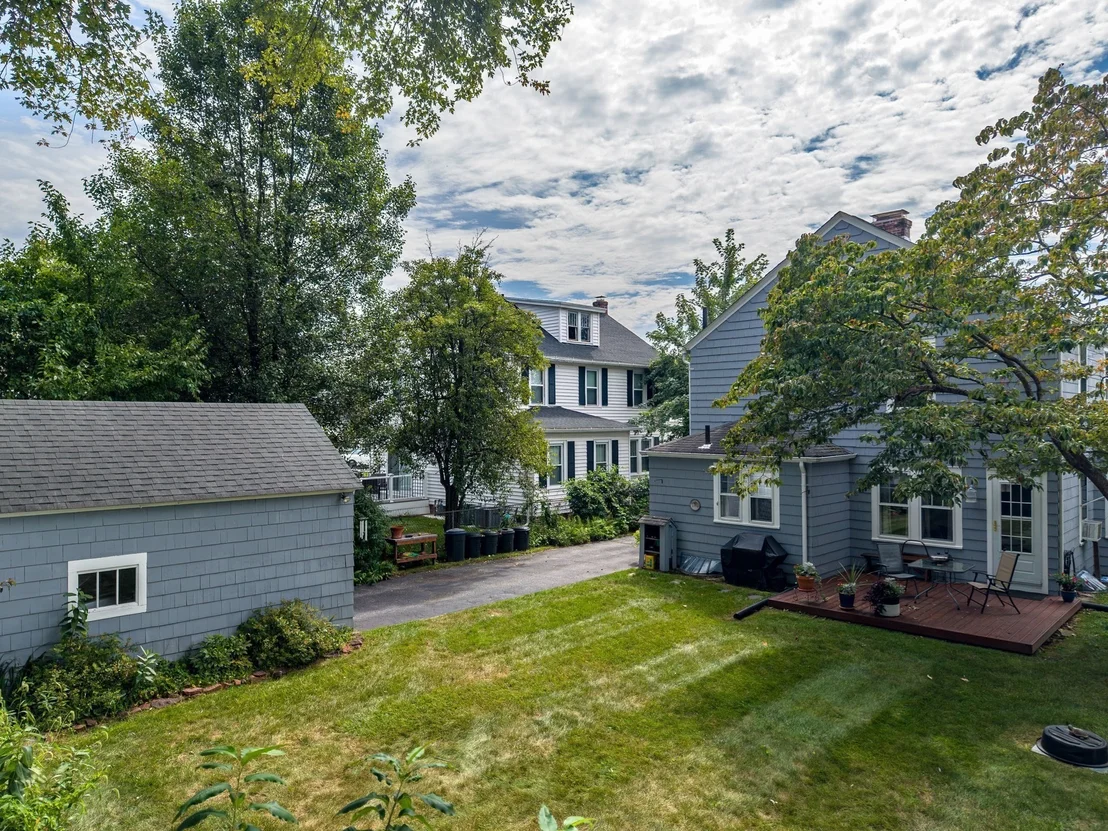 Photo of 793 Allen St