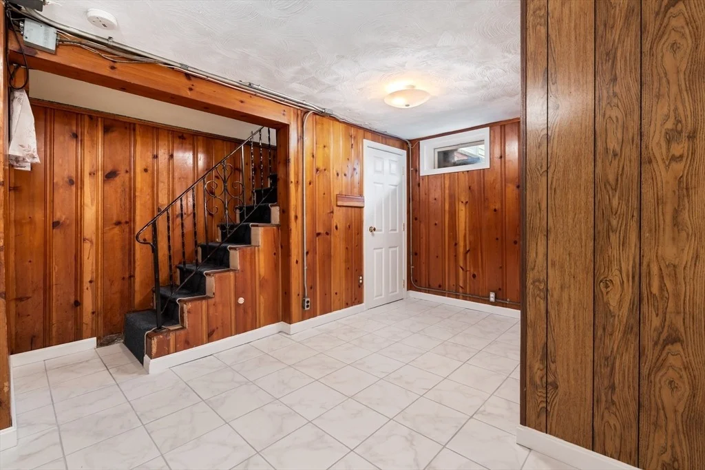 Photo of 303 Forest St