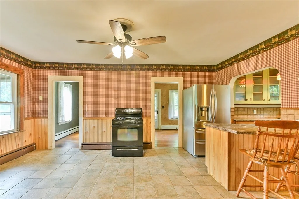 Photo of 134 Southbridge Rd.