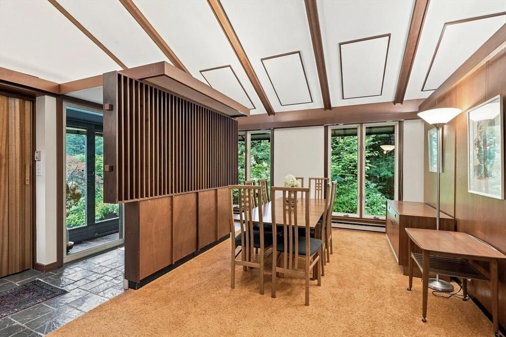 Photo of 8 Morgan Cir