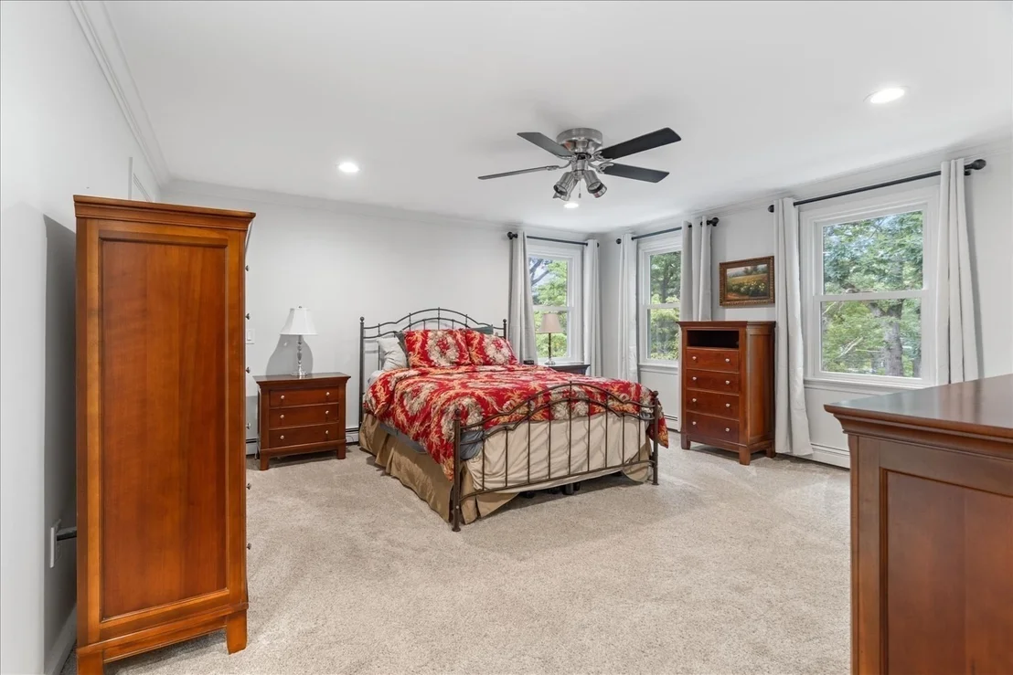 Photo of 32 Maple St