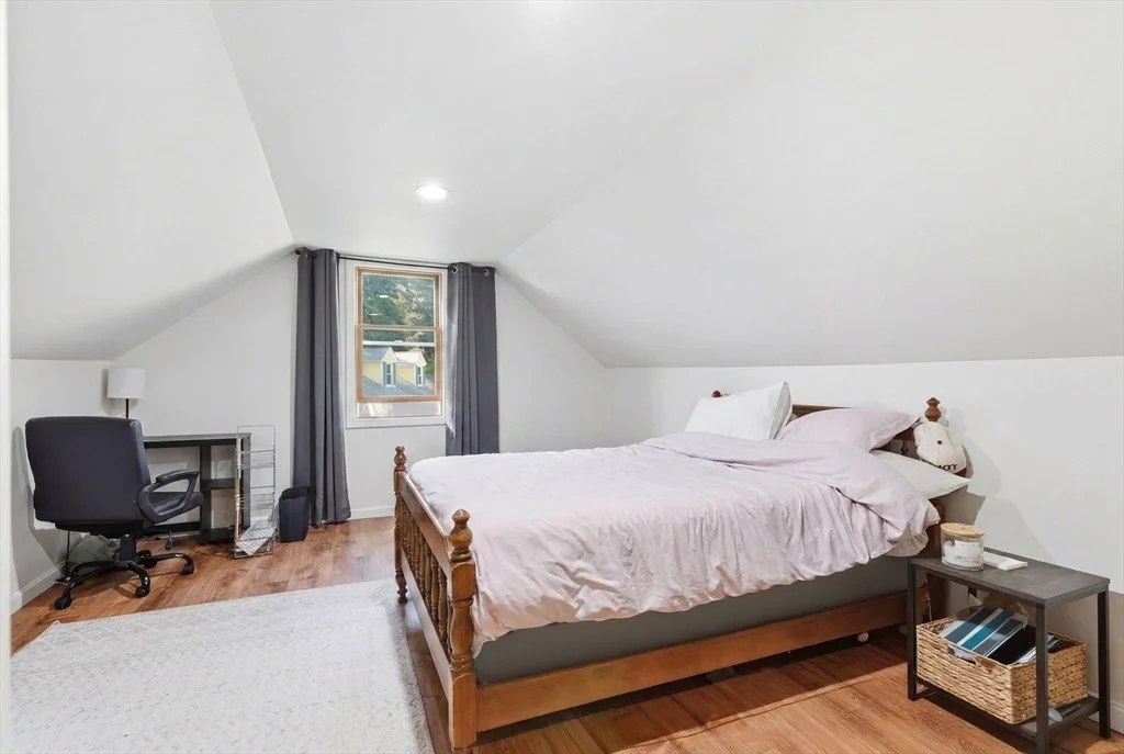 Photo of 74 Johnson St