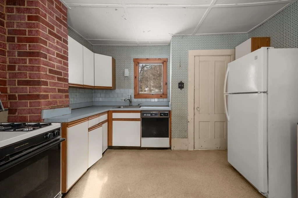 Photo of 235 Arlington St