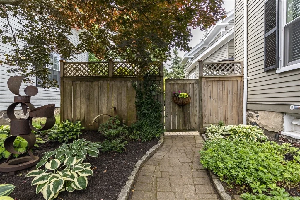Photo of 28 Maverick Street
