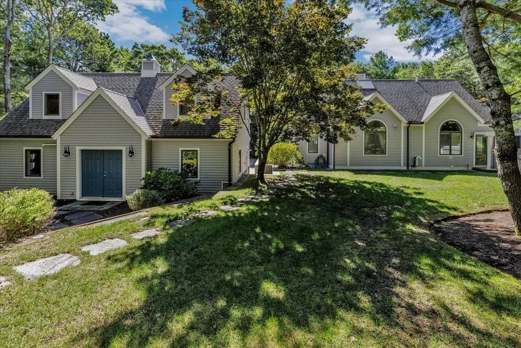 Photo of 100 The Paddock Cir