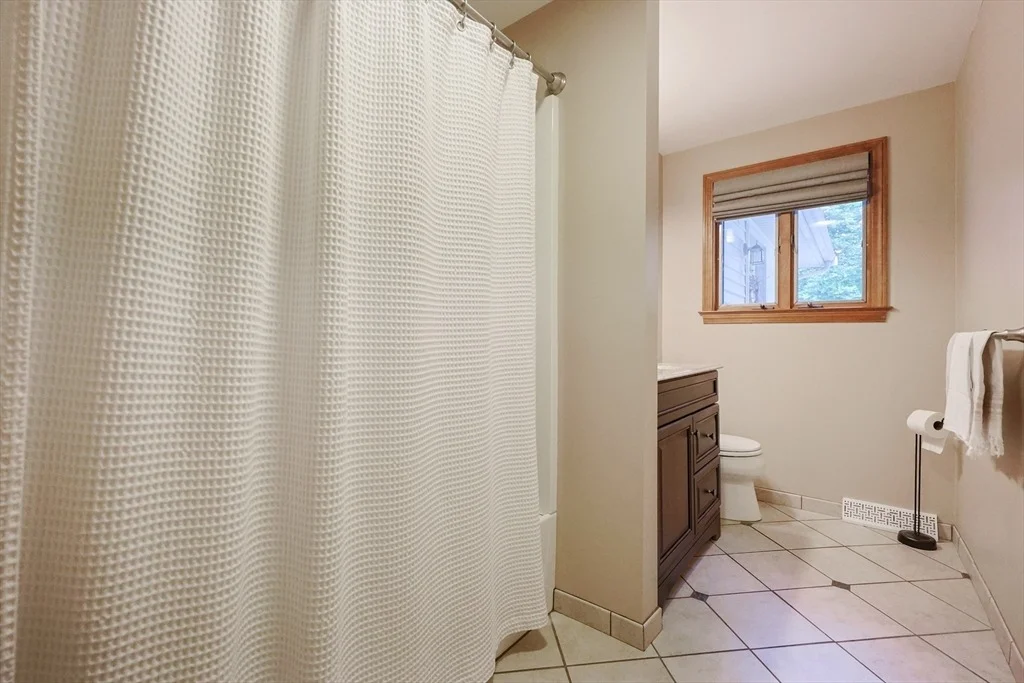 Photo of 23 Teller Dr