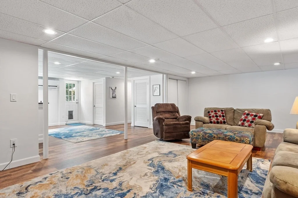 Photo of 1 Riverview Ave