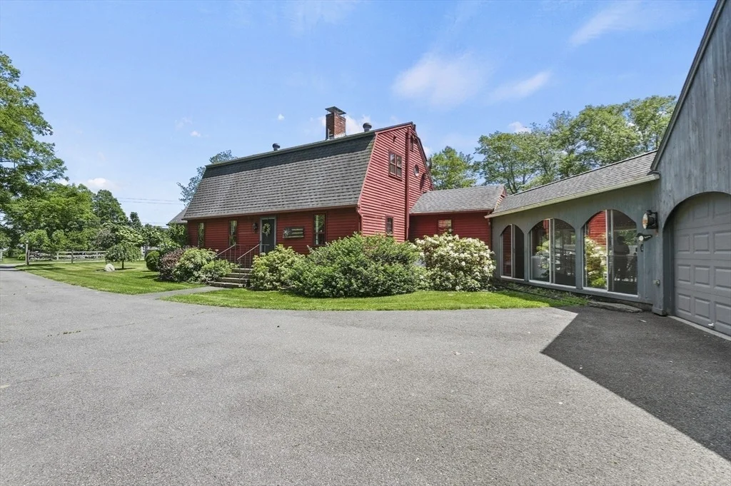 Photo of 260 Ward Hill Road