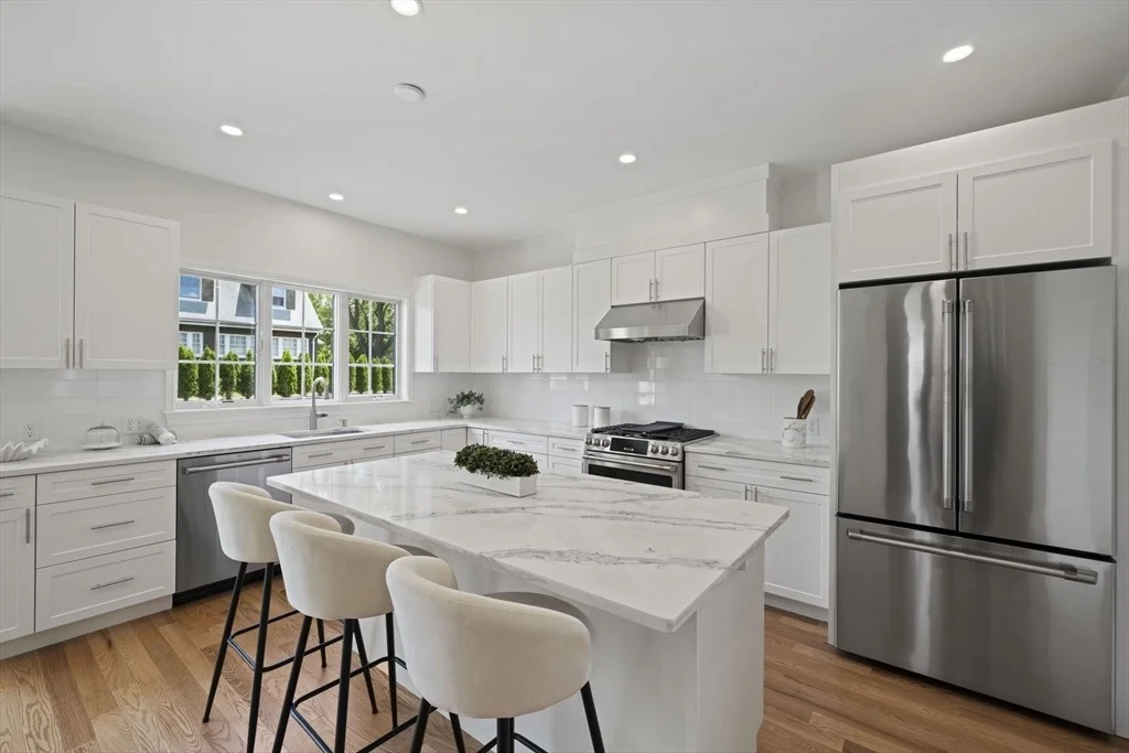 Photo of 9 Mina Way