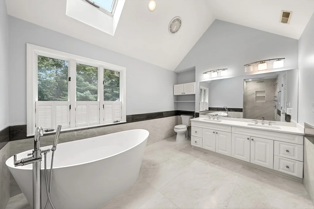 Photo of 29 Pine Ridge Rd