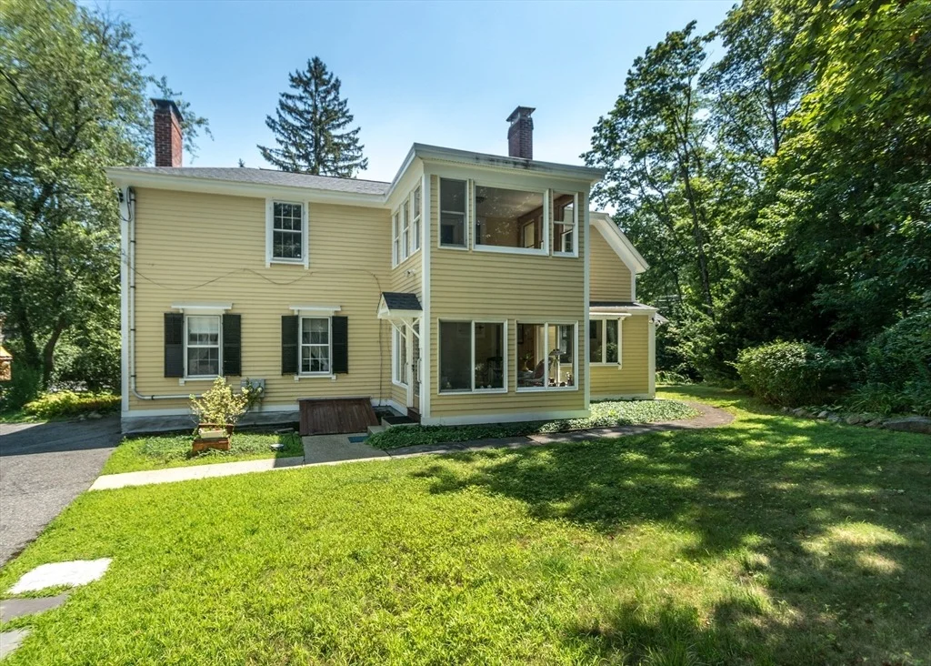 Photo of 326 Bacon Street