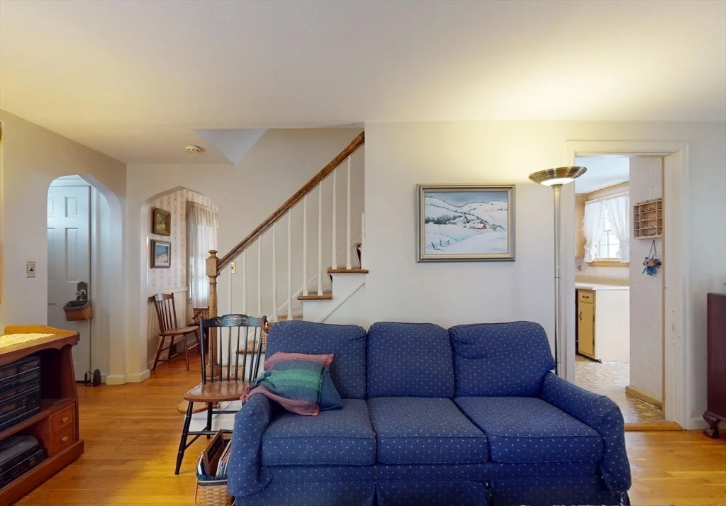 Photo of 157 Gillette Avenue