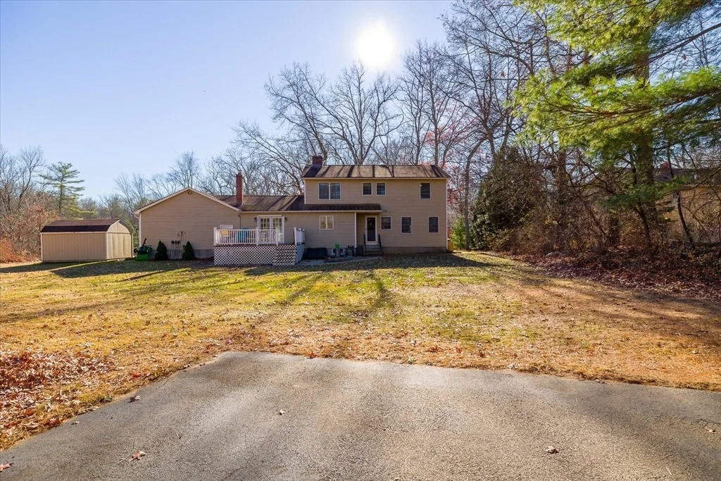 Photo of 75 Klebart Ave