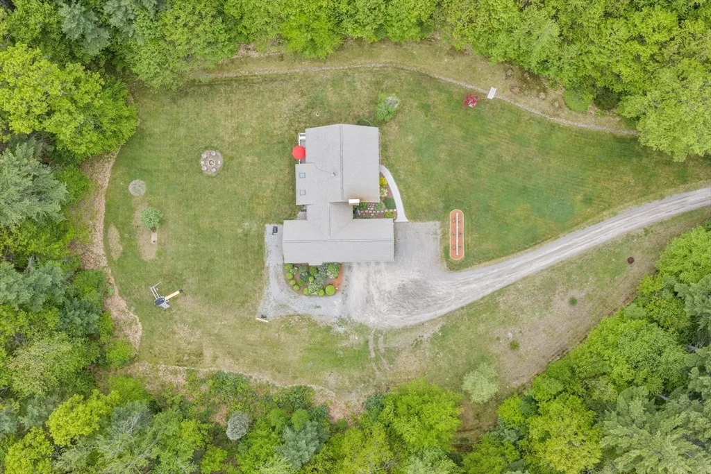 Photo of 175 State Rd