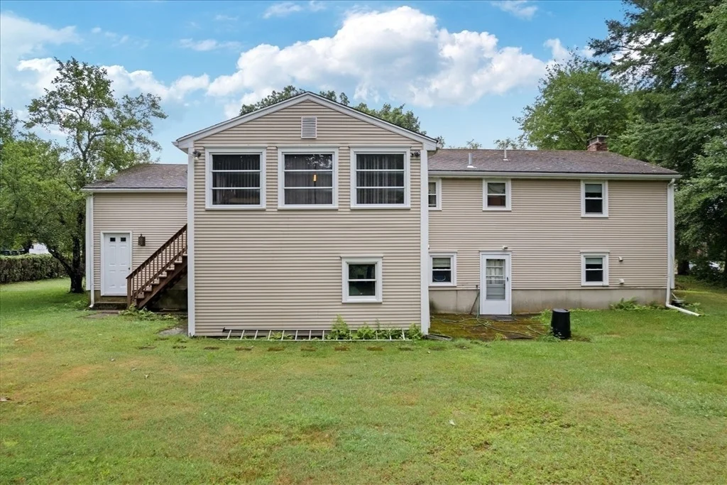 Photo of 17 Brewster Dr