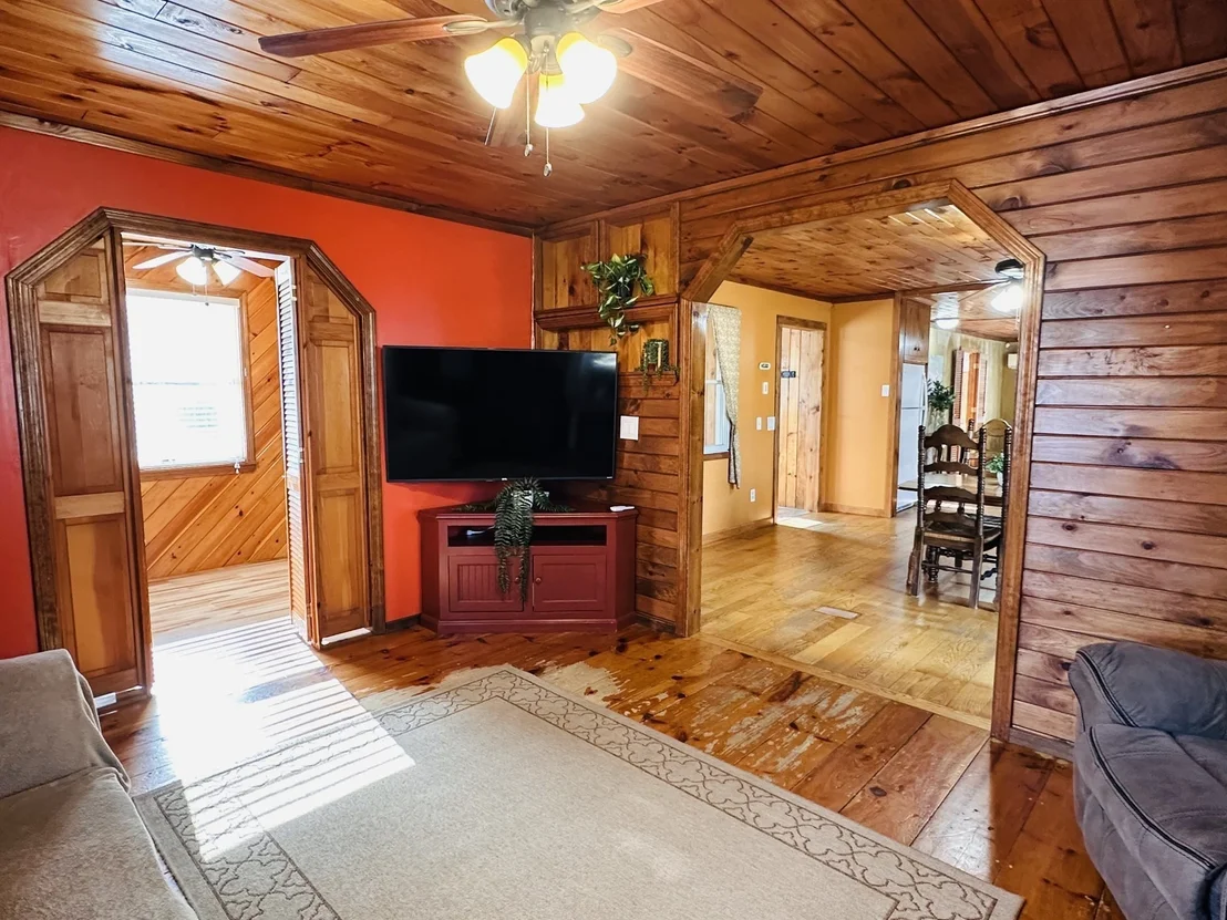 Photo of 44 Comins Pond Rd