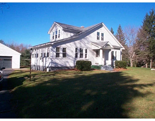 Photo of 956 Ware St.